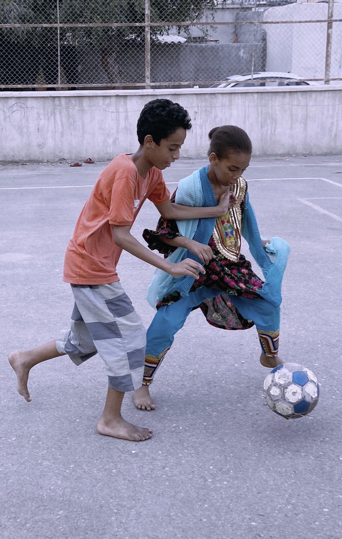 (تصاویر) مهارتهای خارقالعاده دختر فوتبالیست نوجوان جنوبی ختر فوتبالیست نوجوان جنوبی