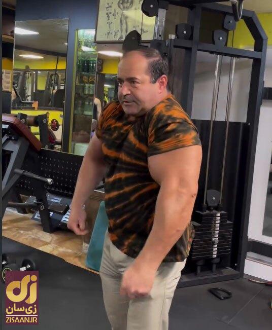 پهلوان احمدی در باشگاه بدنسازی