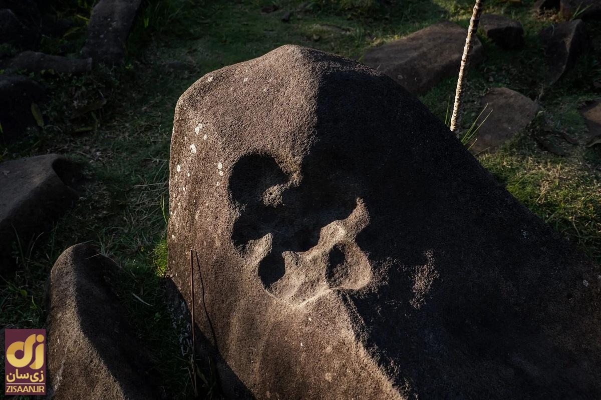 سنگ بزرگ در گونوگ پادانگ