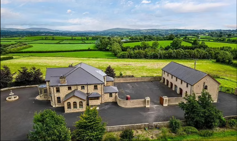 عمارت خانه در بریتانیا