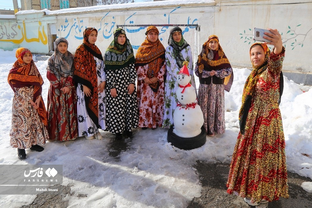 شور و نشاط برفی در «اَهَر»