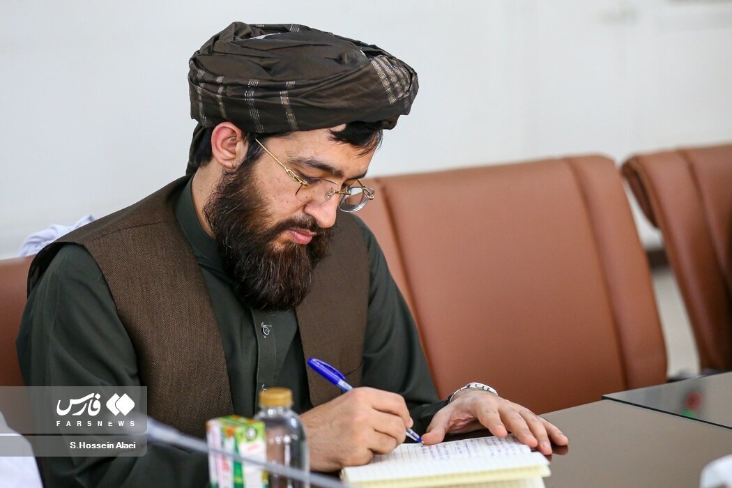 (تصاویر) دیدارهای مقام ارشد طالبان در تهران (تصاویر) دیدارهای مقام ارشد طالبان در تهران