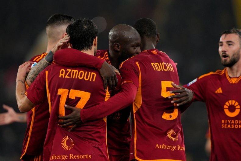 سردار آزمون و رمولو لوکاکو