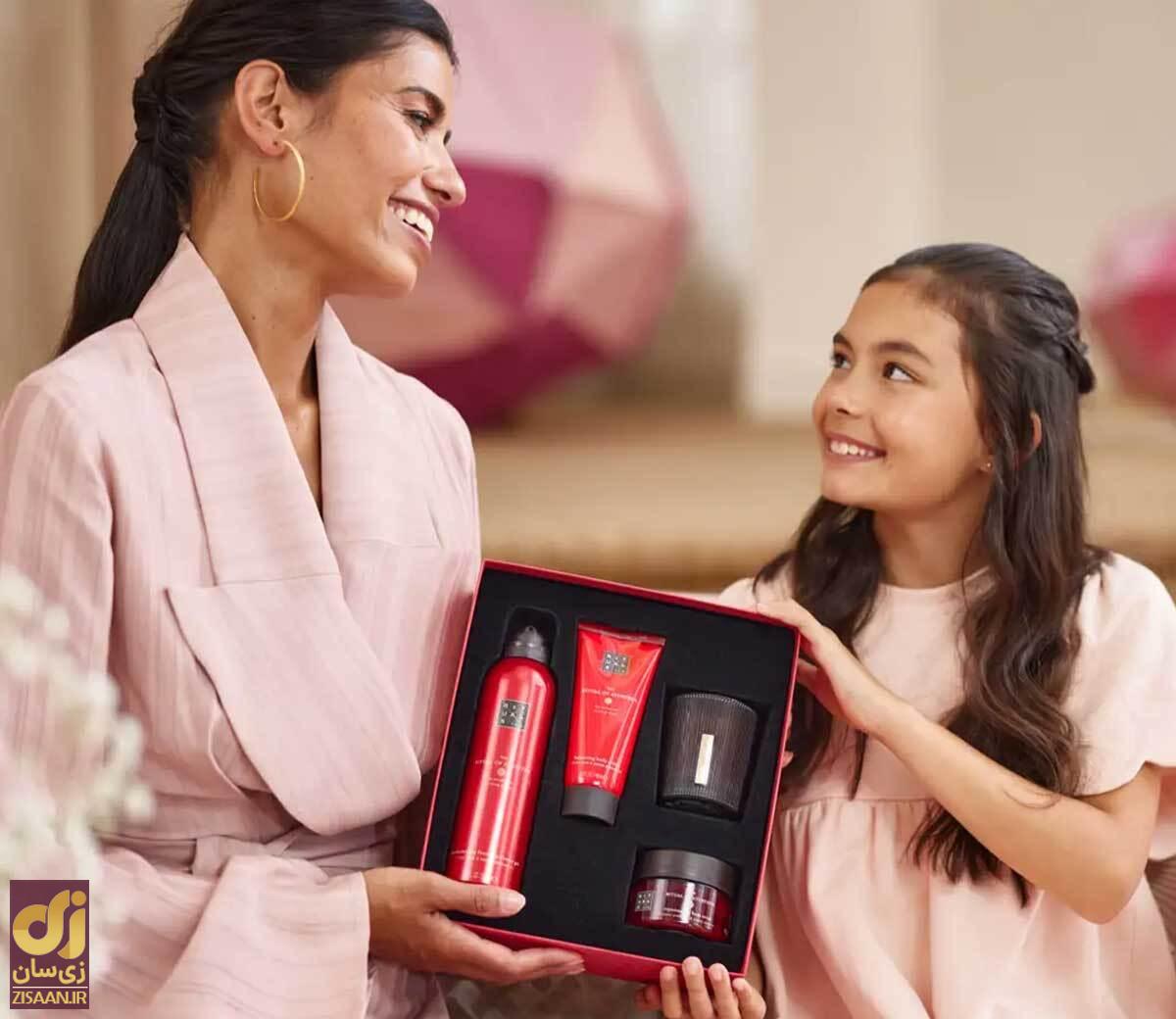 هدیه روز مادر چه بخریم؟ | امسال با این هدیه‌ها متفاوت عمل کنید!