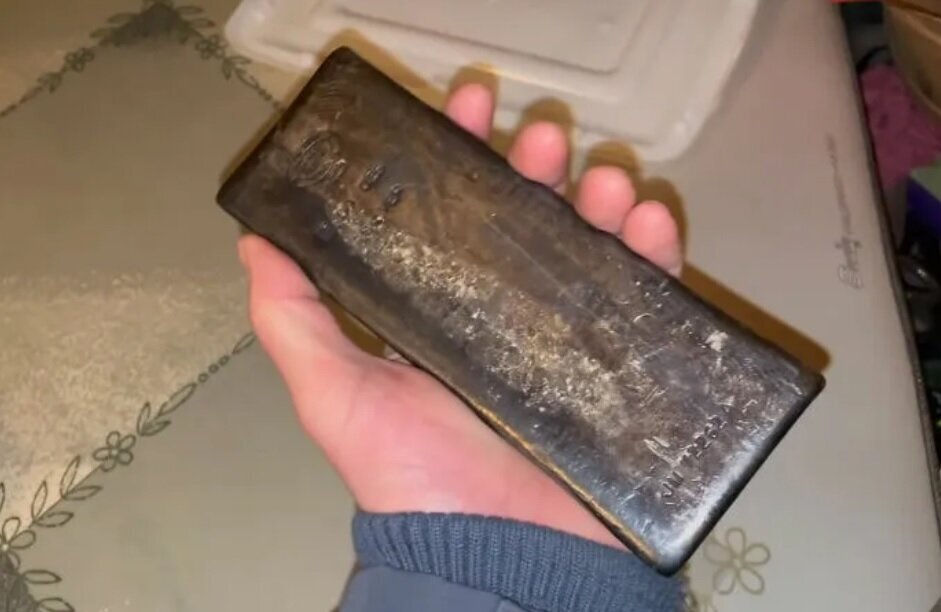 (عکس) ماجرای مردی که خانهای خرید و در آن گنج پیدا کرد (عکس) ماجرای مردی که خانهای خرید و در آن گنج پیدا کرد