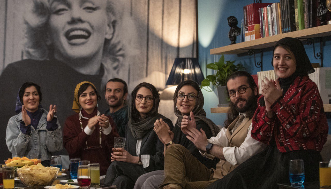 مهران مدیری از گور برخاست؟