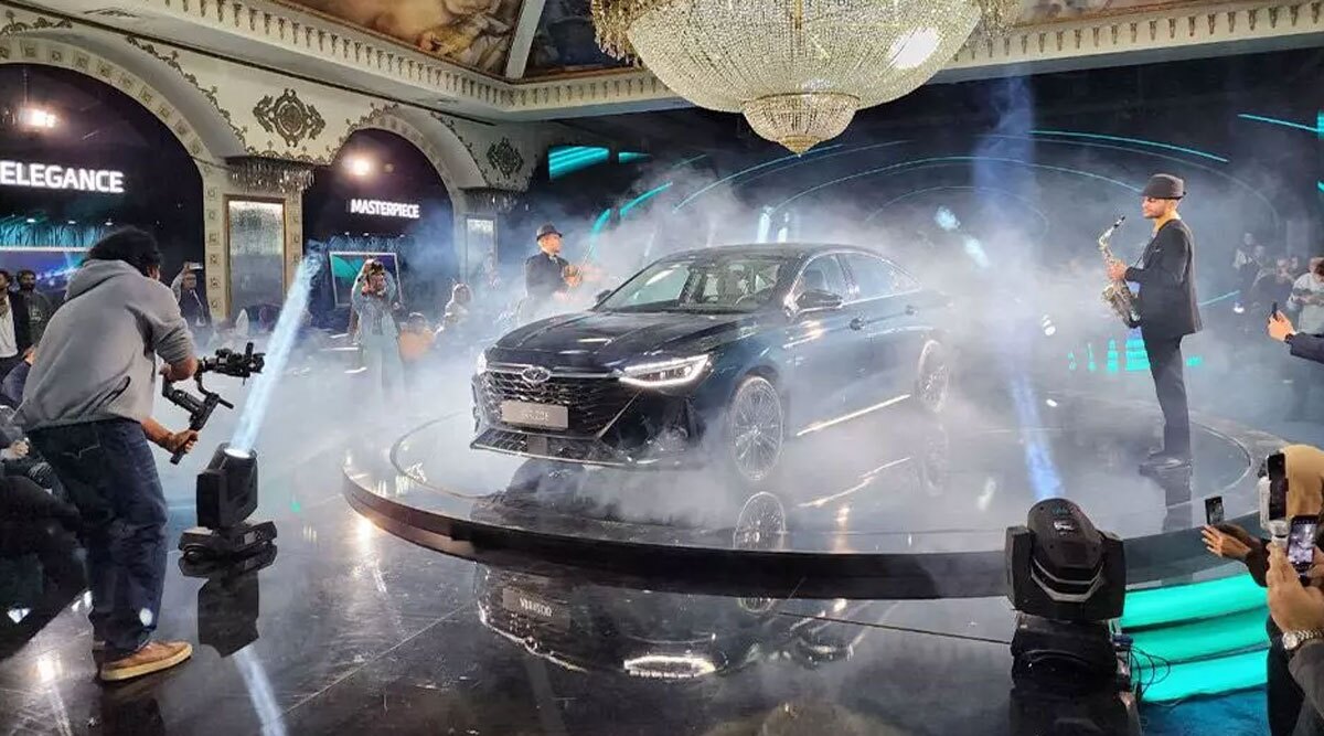 رونمایی از گرانترین سدان مدیران خودرو؛ از آریزو ۸ چه میدانیم رونمایی از گرانترین سدان مدیران خودرو؛ از آریزو ۸ چه میدانیم