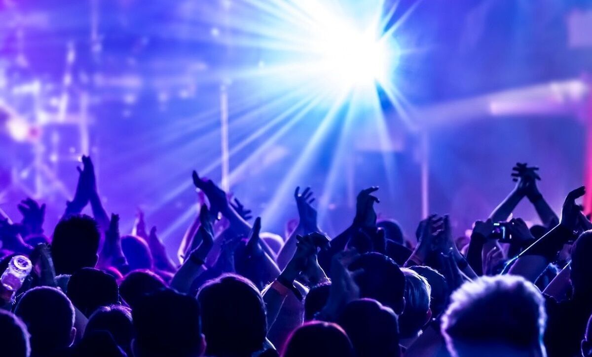 (ویدئو) شایع و هیدن مجوز کنسرت ندارند