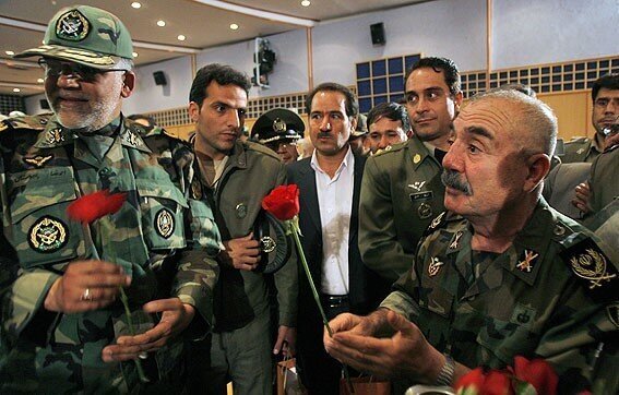 درگذشت فرمانده ارتش ایران که همکلاس صدام بود؛ کسی که گوش یک بعثی را برای او فرستاد! درگذشت فرمانده ارتش ایران که همکلاس صدام بود؛ کسی که گوش یک بعثی را برای او فرستاد!