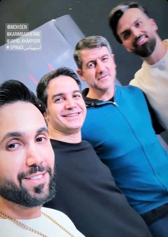 (عکس) کریم باقری آبیپوش شد! (عکس) کریم باقری آبیپوش شد!