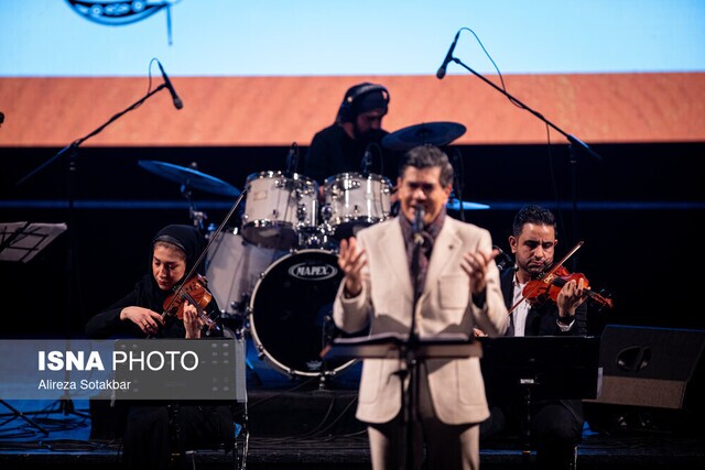 ابوالفضل پورعرب به تماشای اجرای سالار عقیلی نشست