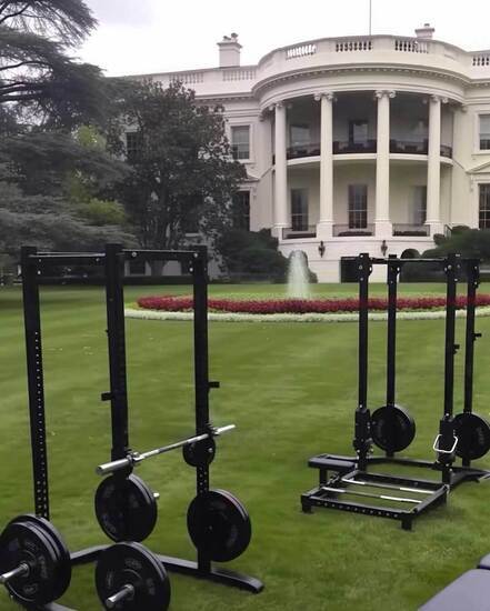 (تصاویر) مدعیان ریاست جمهوری آمریکا در حال تمرینات فشرده بدنسازی! (تصاویر) مدعیان ریاست جمهوری آمریکا در حال تمرینات فشرده بدنسازی!