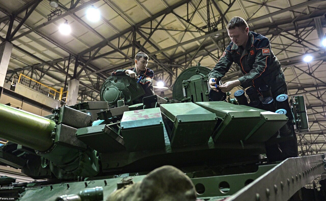 (تصاویر) اینجا کارخانه تانک سازی پوتین است (تصاویر) اینجا کارخانه تانک سازی پوتین است