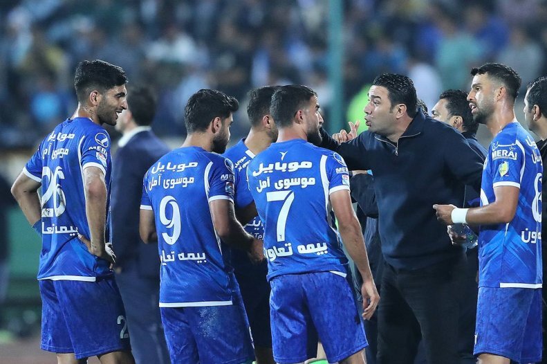 جواد نکونام و تیم استقلال