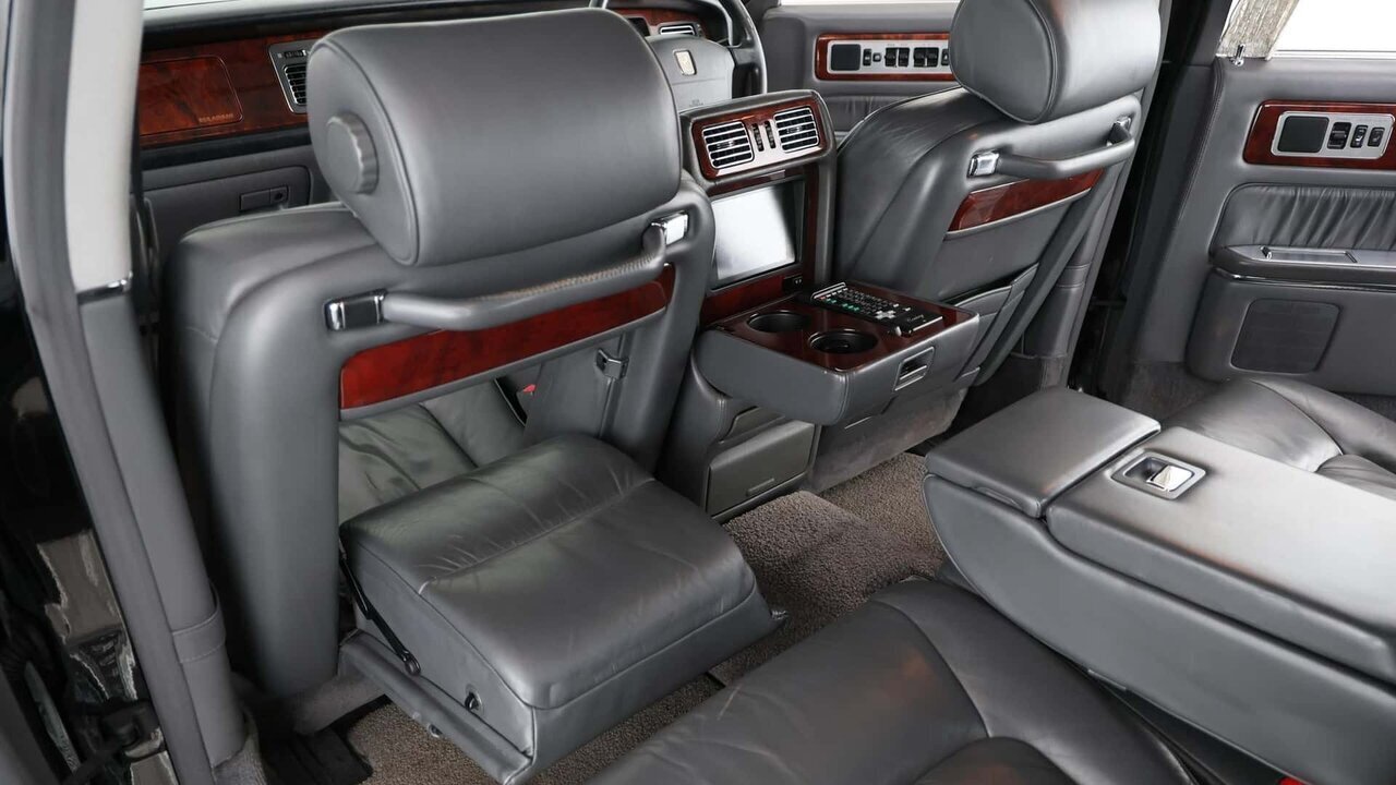 سنچوری جذاب و لوکس