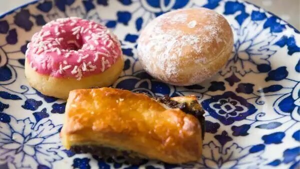 کیک و شرینی