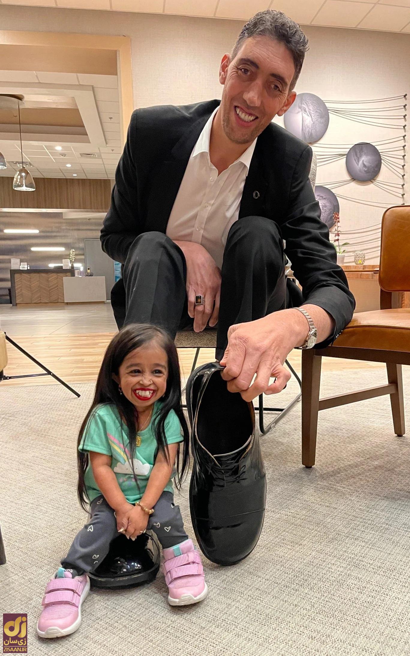 بلندقدترین مرد جهان و کوتاهترین زن دنیا دوباره همدیگر را ملاقات کردند؛ اینبار در کالیفرنیا بلندقدترین مرد جهان و کوتاهترین زن دنیا