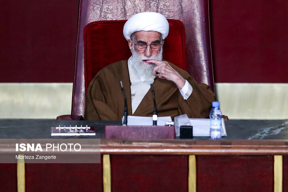 (عکس) جدیدترین تصاویر از آیت الله جنتی در مجلس خبرگان