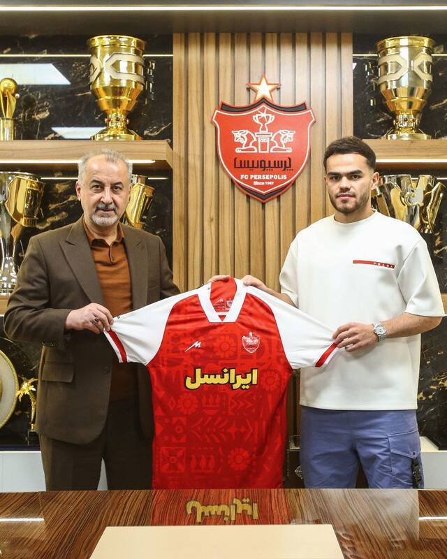 اوستون ارونوف