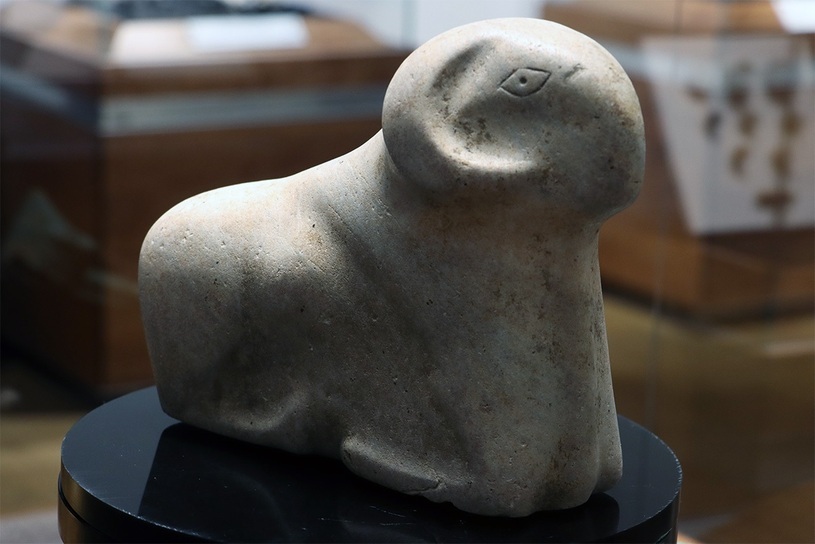 (عکس) این قوچ سنگی ۴۵۰۰ ساله شگفت‌انگیز را ببینید