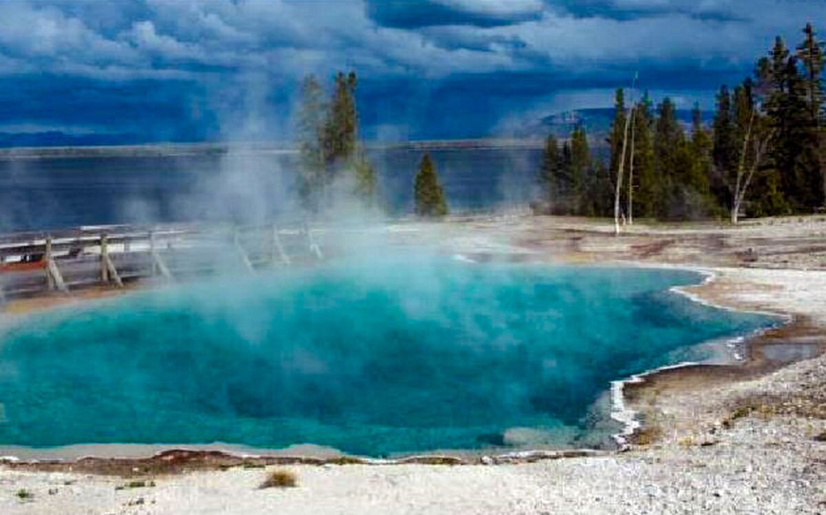 آب‌گرم ازرو بندپی