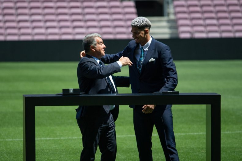 بارسا تا ابد این ستاره را حفظ می‌کند!