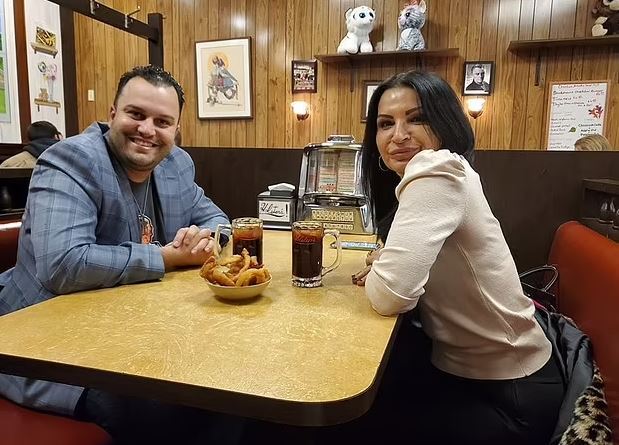 غرفه رستوران سکانس آخر سریال «سوپرانوز» به قیمت ۸۲.۶ هزار دلار فروخته شد