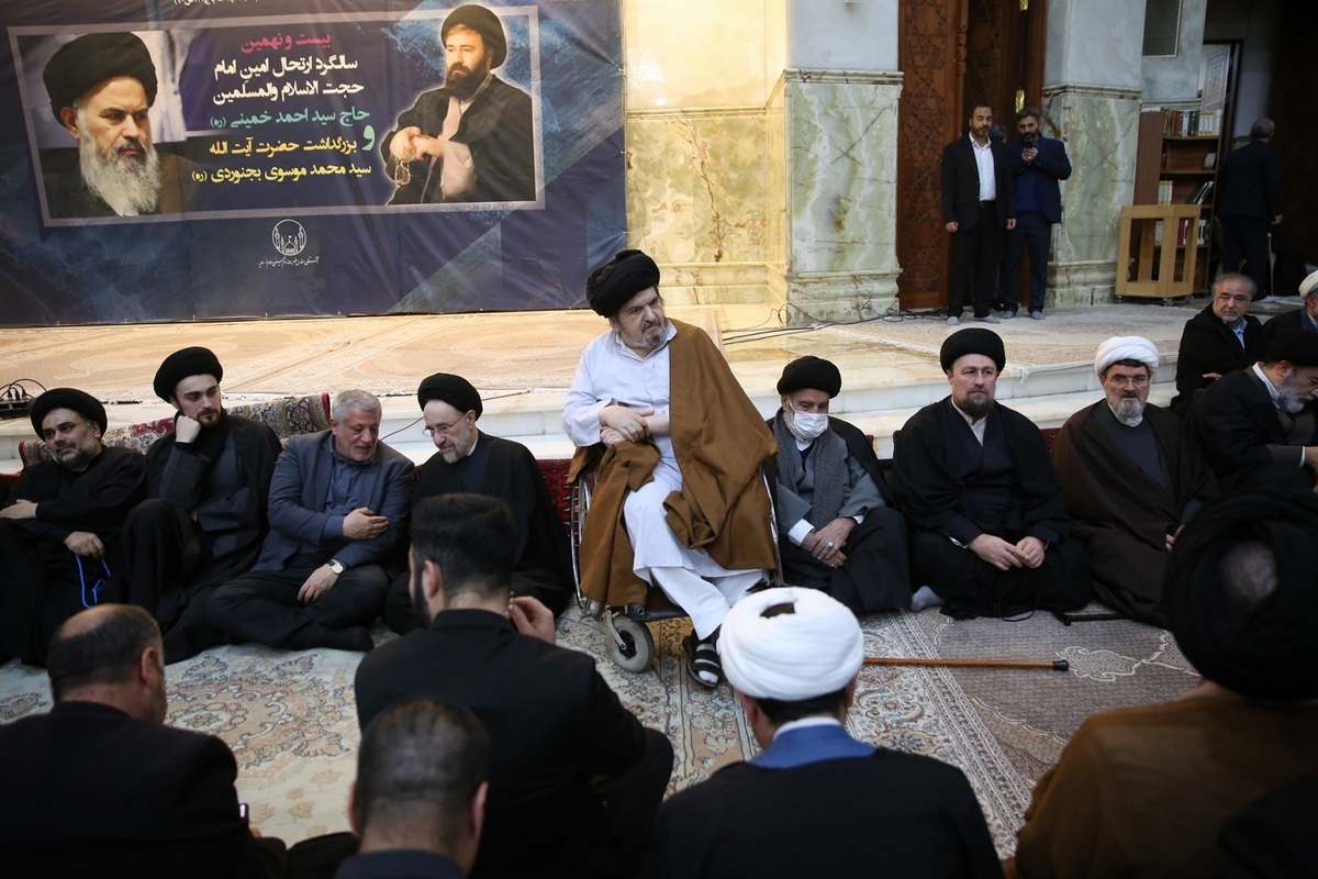 چرا این تصاویر سید حسین «نوه ارشد امام خمینی» خبرساز شد
