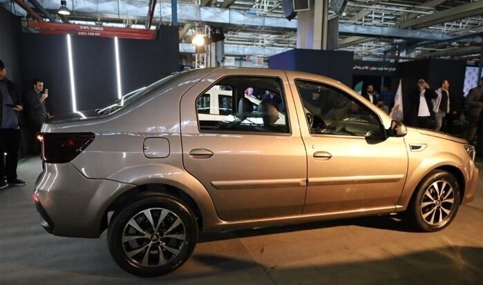 (عکس) چهره مدرن ال ۹۰ جدید بازار ایران (عکس) چهره مدرن ال ۹۰ جدید بازار ایران