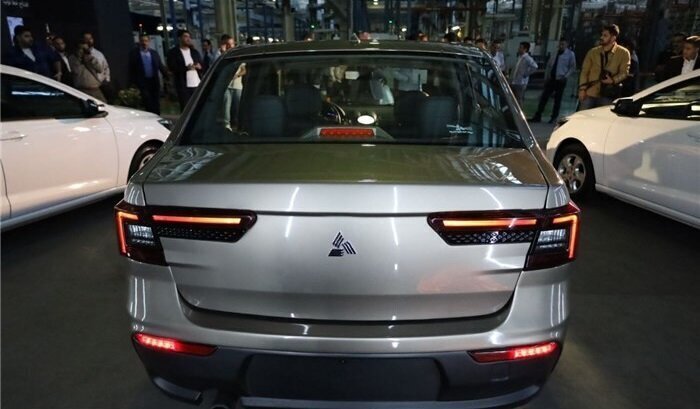 (عکس) چهره مدرن ال ۹۰ جدید بازار ایران (عکس) چهره مدرن ال ۹۰ جدید بازار ایران