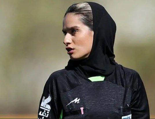 مهناز ذکایی دومین داور زن دربی