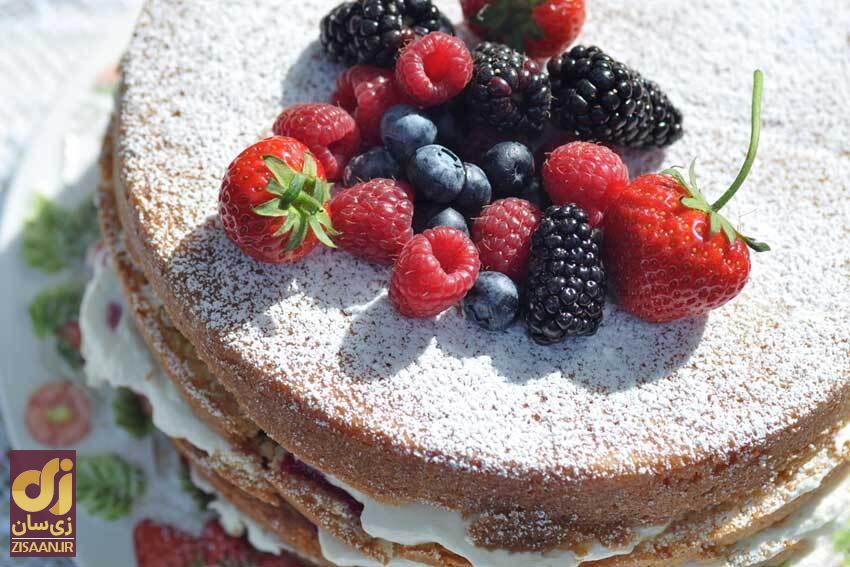 دستور تهیه کیک اسفنجی به سبک سرآشپزهای کاخ باکینگهام دستور تهیه کیک اسفنجی به سبک سرآشپزهای کاخ باکینگهام