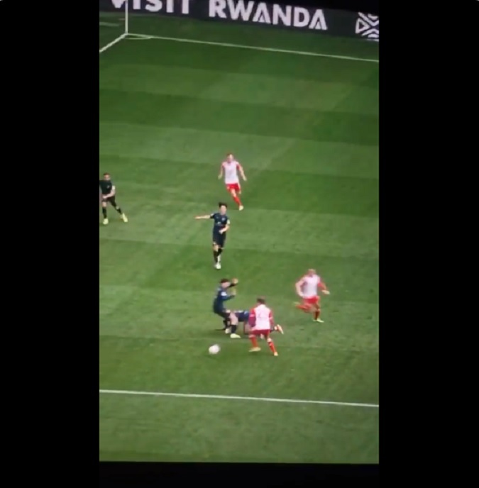 مهمترین تصمیم یک داور در تاریخ! مهمترین تصمیم یک داور در تاریخ!