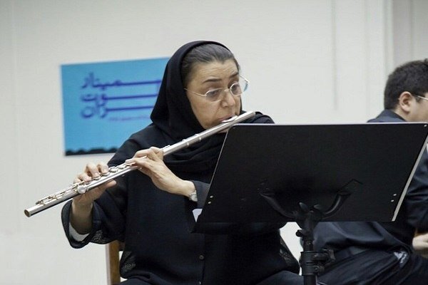 رییس دانشگاه تهران: استاد اخراجی نداریم/ آذین موحد: آقای مقیمی با لغت‌ها بازی می‌کند، حکم انفصال از خدمت دارم