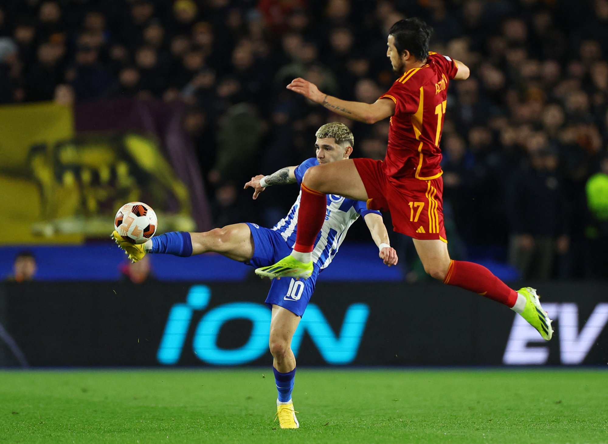 سرقت گل باورنکردنی از سردار از آمون در انگلیس!