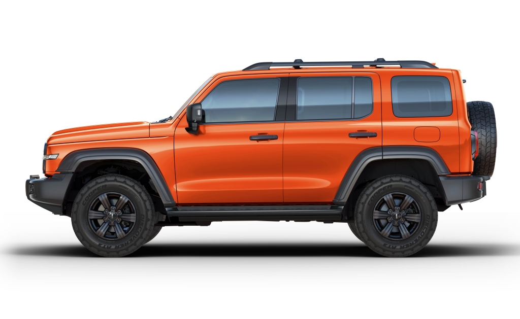 تانک ۳۰۰ در ایران؛ مشخصات و قیمت شاسی بلند آفرود وارداتی تانک ۳۰۰ در ایران؛ مشخصات و قیمت شاسی بلند آفرود وارداتی