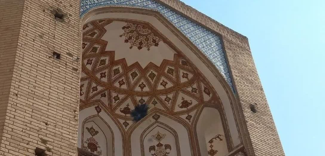تالار شاه‌نشین پل خواجو مرمت و پاک‌سازی شد