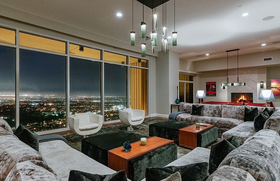 سلبریتی های ثروتمند هالیوود که برای خرید خانه وام های کلان گرفته اند