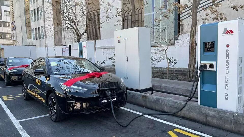 تاکسی‌های جدید تهران به میدان آمدند +عکس