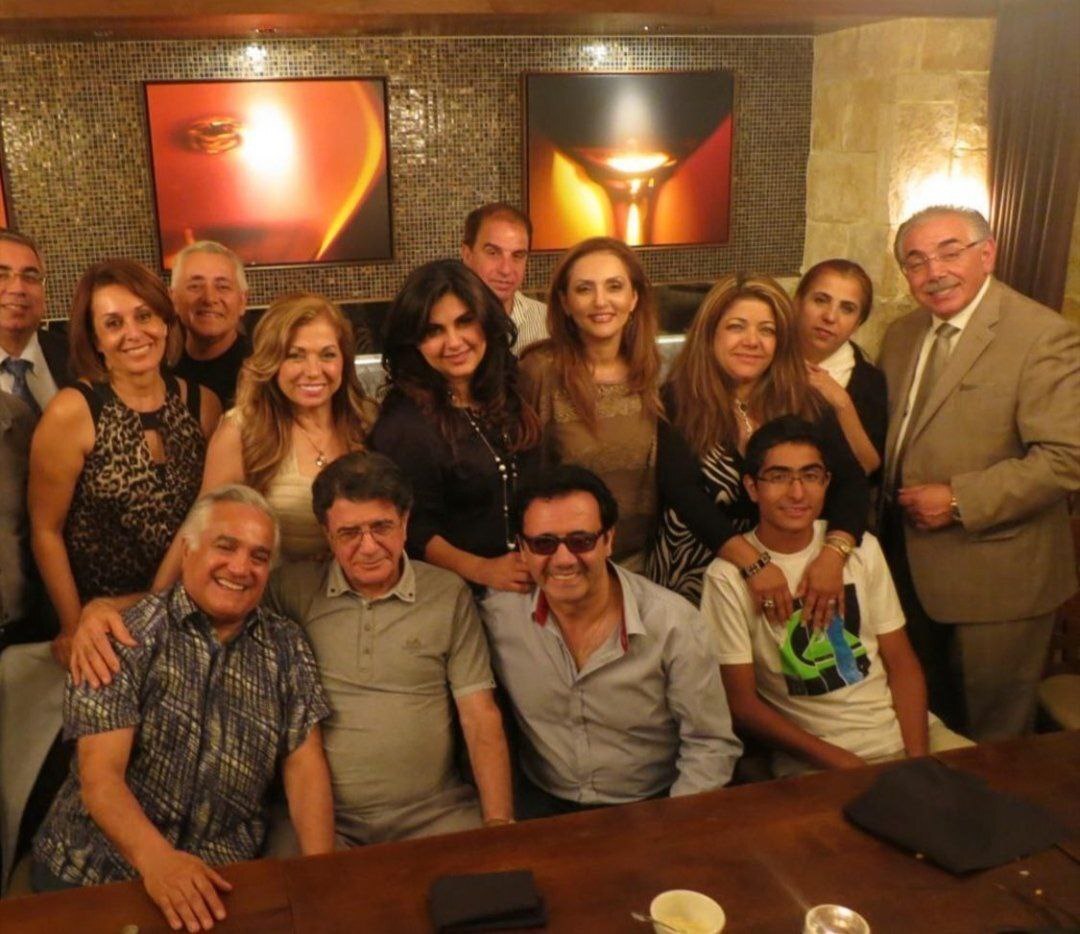 (عکس) تصویر کمتر دیده شده از محمدرضا شجریان در کنار معین و اوشیروان روحانی