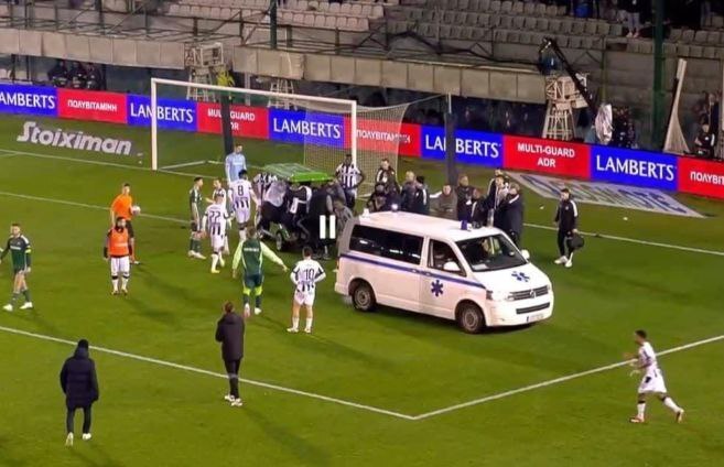 (تصاویر) بازیکن سابق چلسی زبانش را قورت داد!