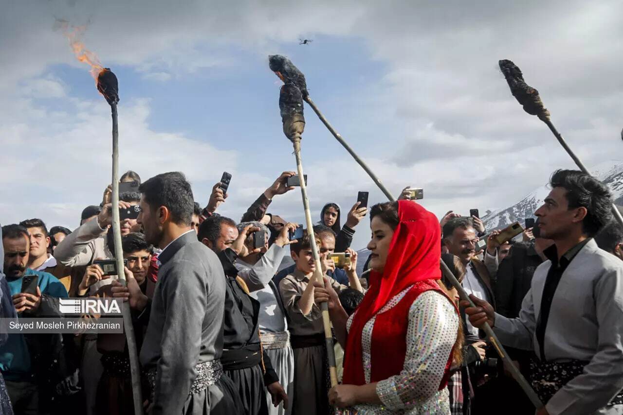(تصاویر) استقبال از نوروز در روستای چشمیدر