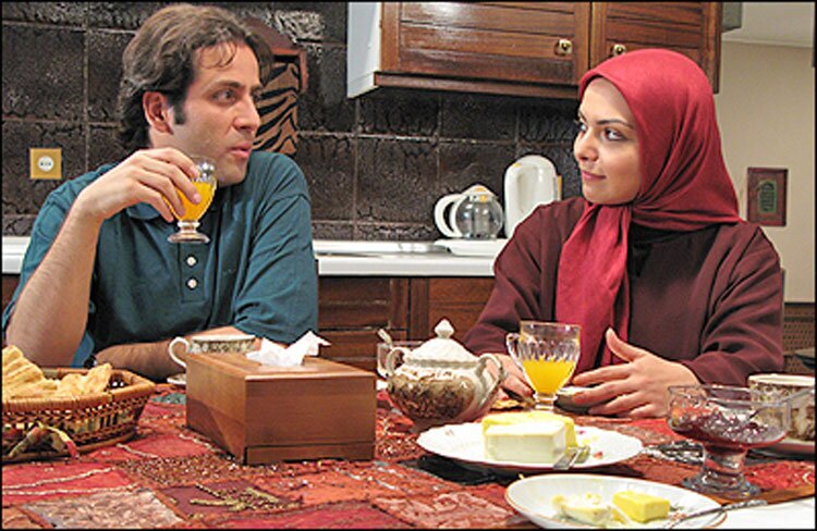 شقایق نوروزی و ماجرای افشای تجاوز به خانم بازیگر پس از مهاجرت از ایران شقایق نوروزی