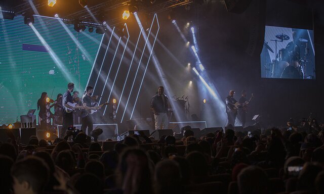 از عمان تا تهران/ طلیسچی به مافیا پیوست از عمان تا تهران/ طلیسچی به مافیا پیوست