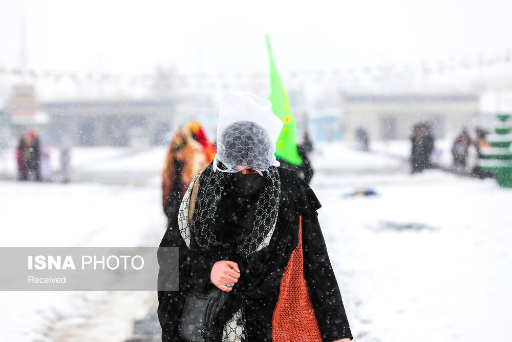 (تصاویر) روز برفی جمکران