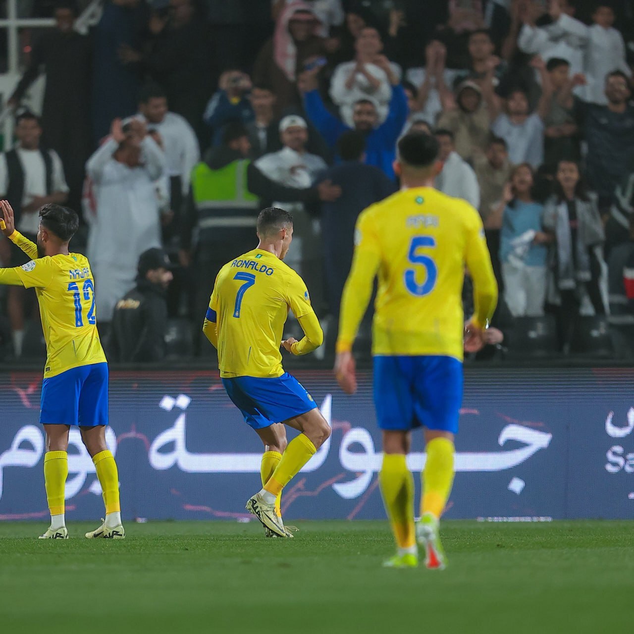 (عکس) فوری؛ رونالدو به خاطر این حرکت دو جلسه محروم خواهد شد!