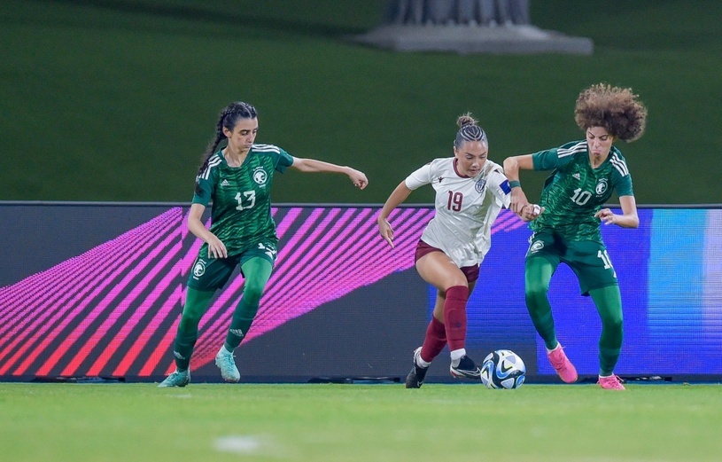(عکس) عربستان سعودی میزبان مسابقات بین المللی فوتبال زنان