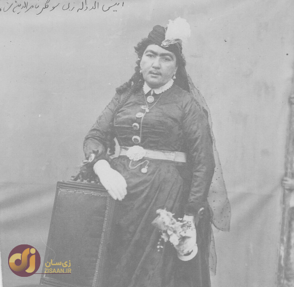 ملکه سبیلو و باهوش قاجار که سیزده نفر به خاطر او خودکشی کردند!