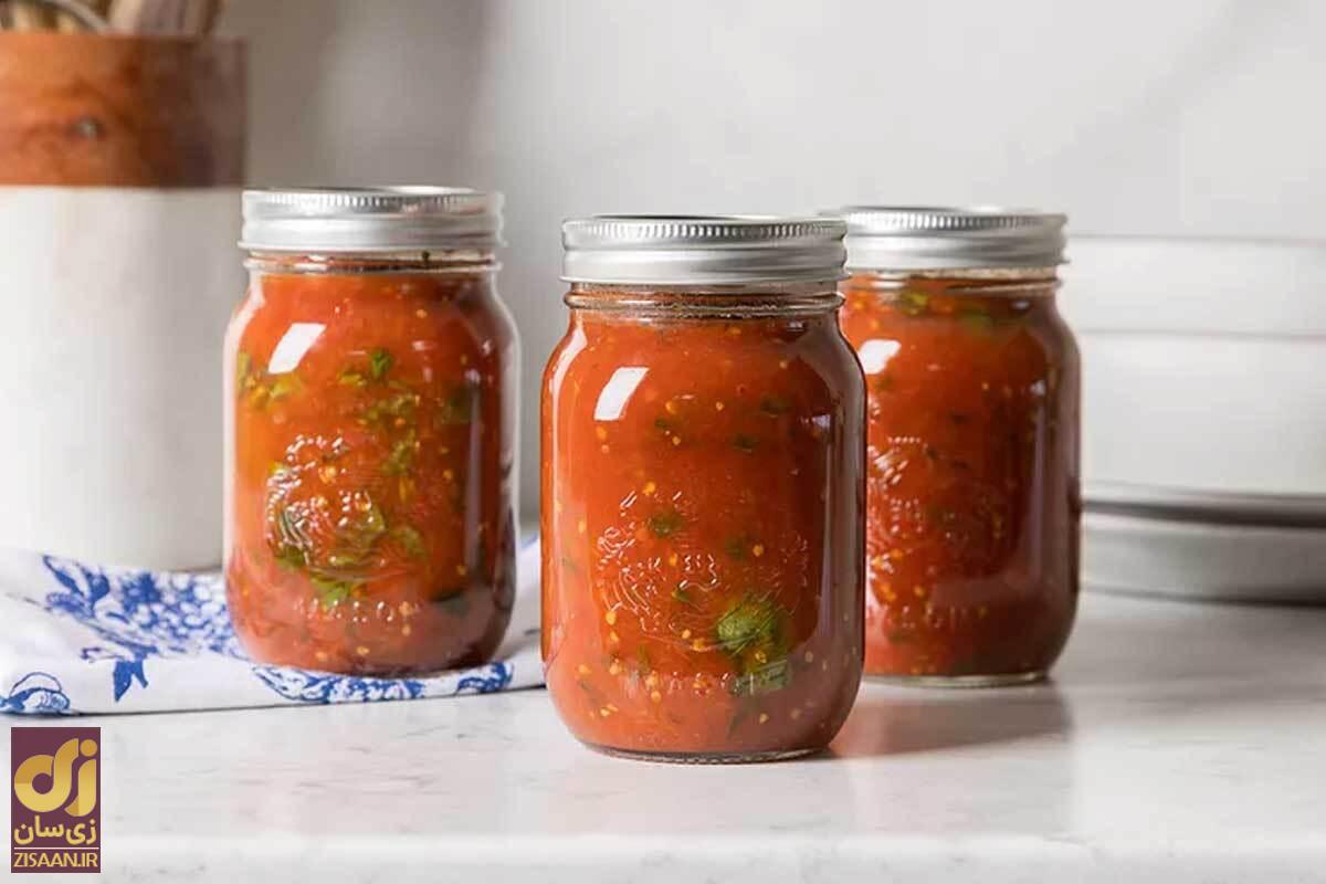 تهیه کنسرو گوجه فرنگی در ۵ مرحله برای یک زمستان خوش طعم