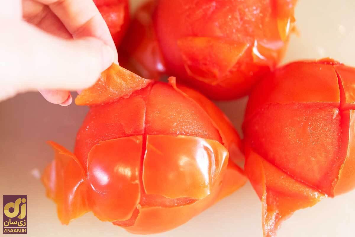 تهیه کنسرو گوجه فرنگی در ۵ مرحله برای یک زمستان خوش طعم